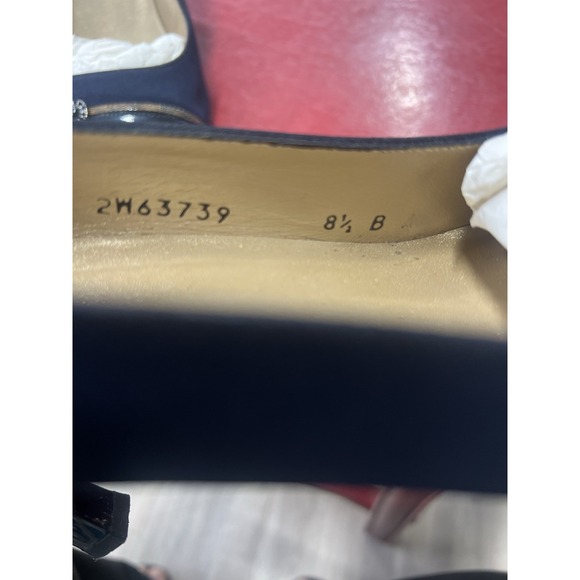 STUART WEITZMAN AUTH Vintage Women's Size 8.5 Capricorn Navy Crepe Pumps - Picture 8 of 8